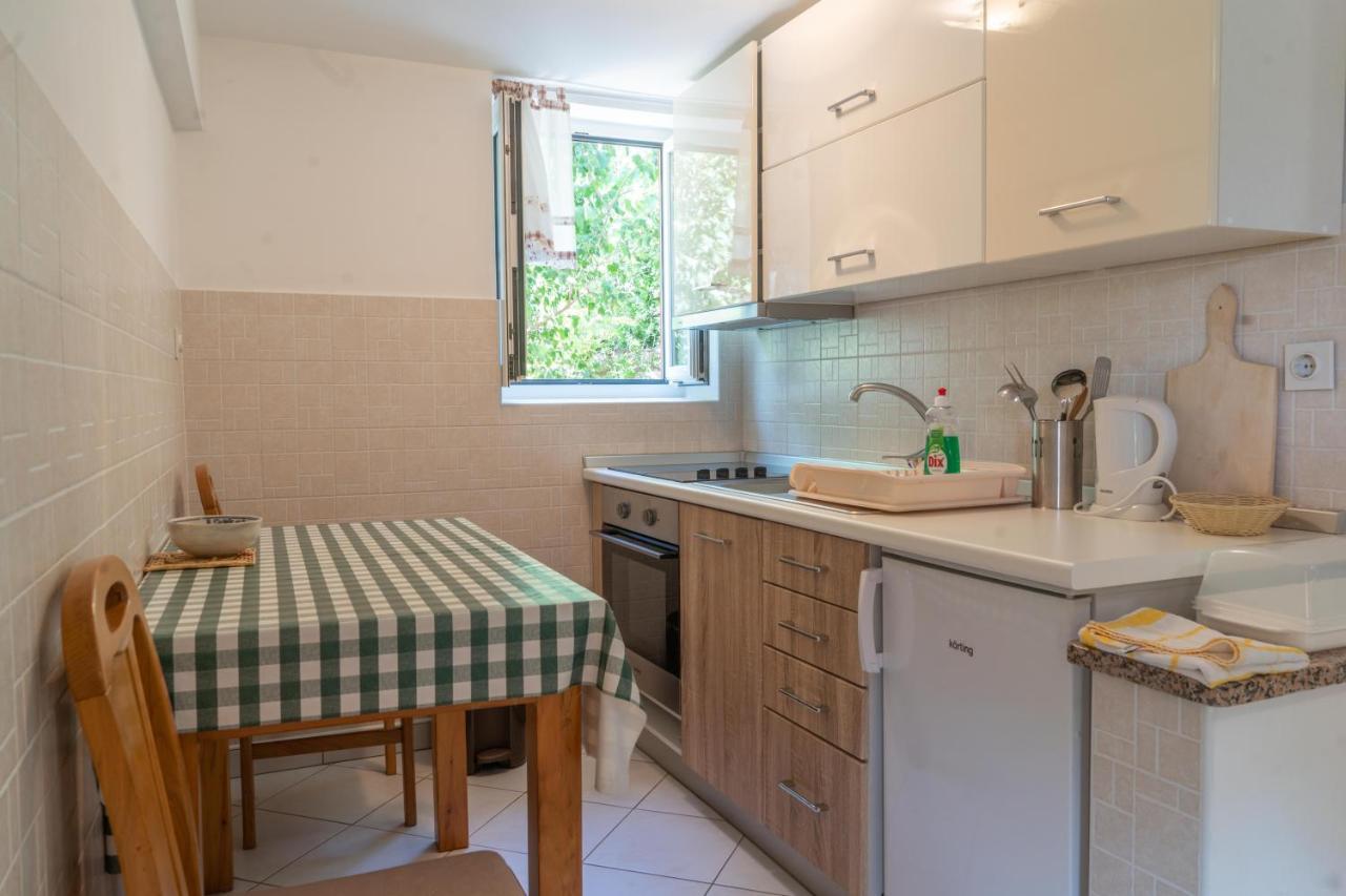 Rooms Ljubica Црес Экстерьер фото