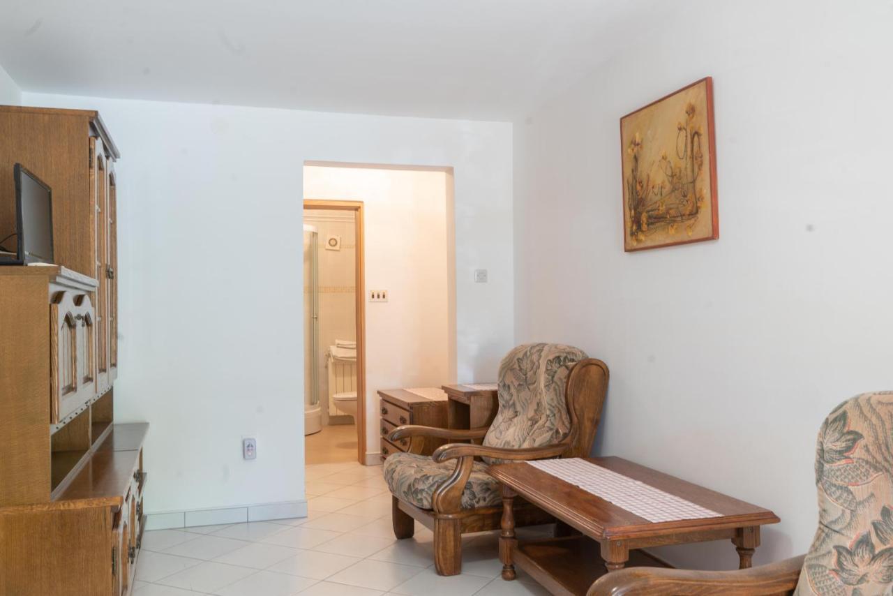 Rooms Ljubica Црес Экстерьер фото