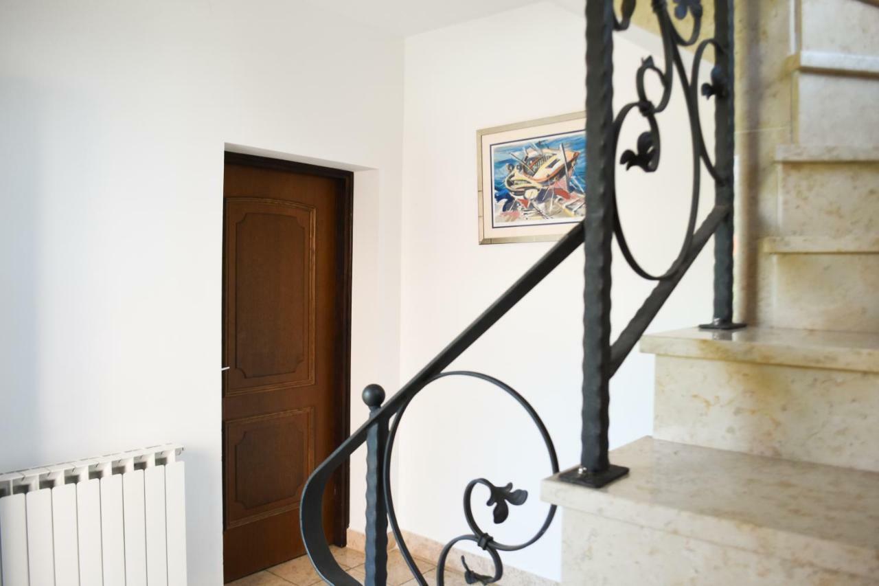 Rooms Ljubica Црес Экстерьер фото